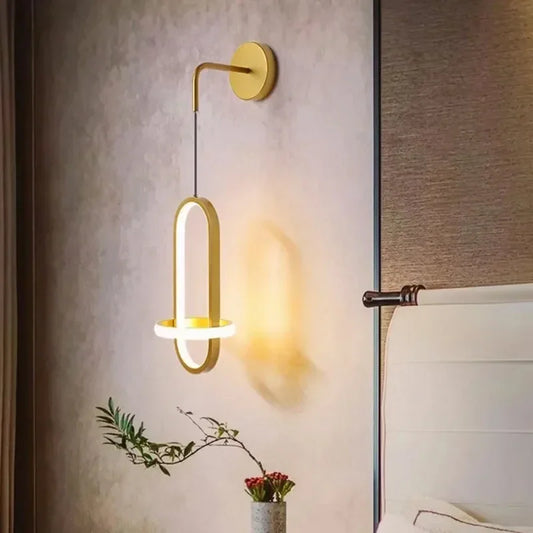 Doré Luxe Entwine Luxury Wall Sconce